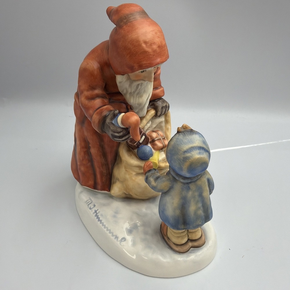 M.I.Hummel St Nicholas Day Hum 2012 Figure Limited Edition #19028 of 20,000 - Picture 4 of 8